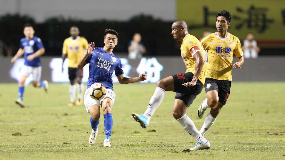 富力战申鑫:凭借精湛技术,主队轻松击败对手 富力战申鑫:凭借精湛技术,主队轻松击败对手