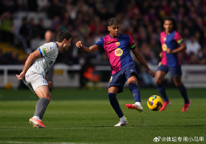 阿拉维斯横扫对手,震惊全场喜悦无限 阿拉维斯横扫对手,震惊全场喜悦无限