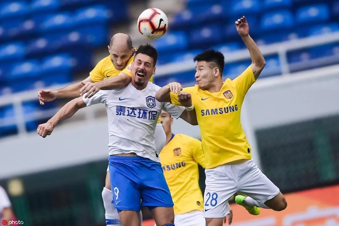 苏宁主场不敌浦和,保级前景黯淡 苏宁主场不敌浦和,保级前景黯淡