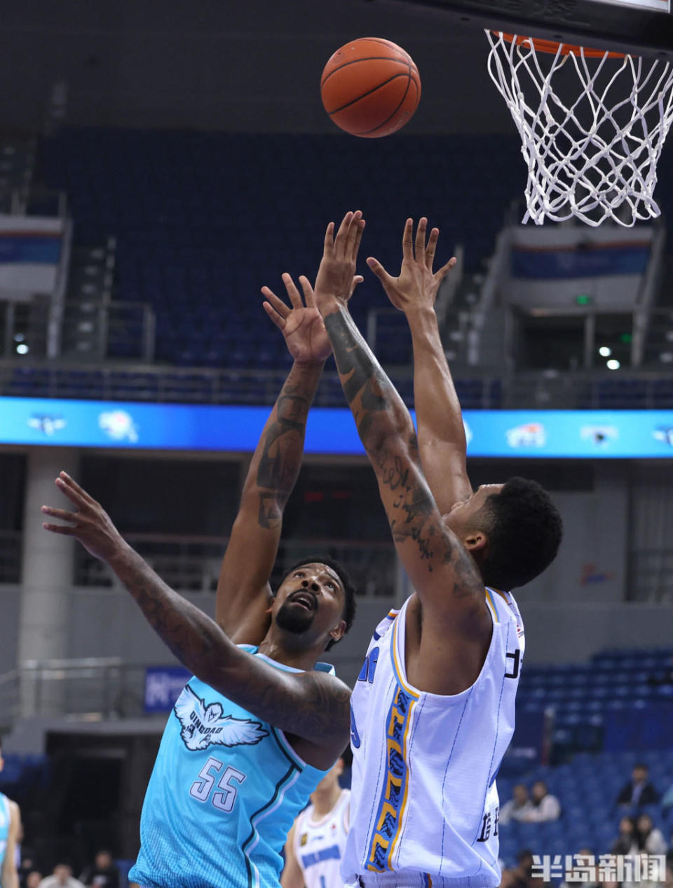 年轻球员发威，引领球队冲锋