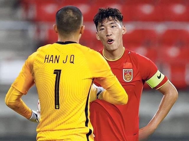 足球行业猛料:新晋球员崭露头角,展现出色发挥 足球行业猛料:新晋球员崭露头角,展现出色发挥