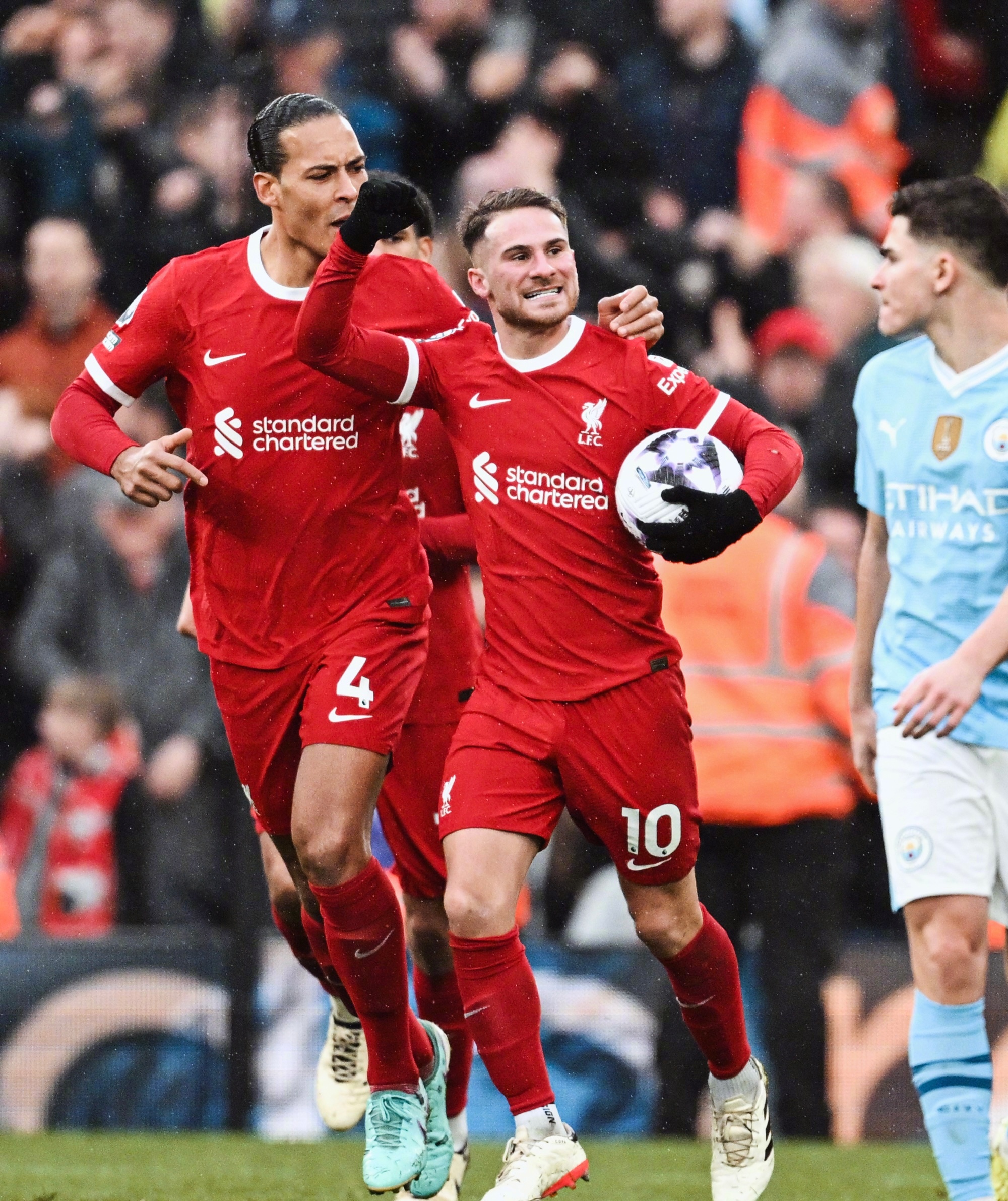 利记平台-曼城鏖战平局，保住榜首位置