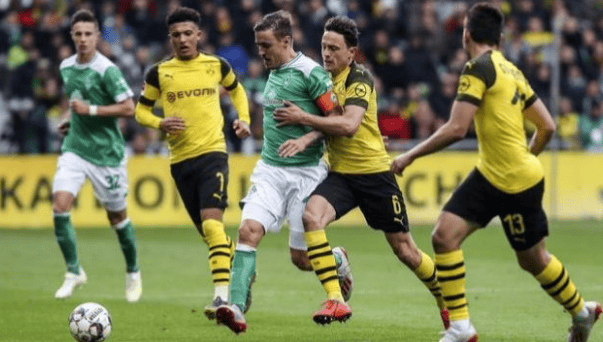 利记官网-柏林赫塔球员受伤，影响球队德比战表现