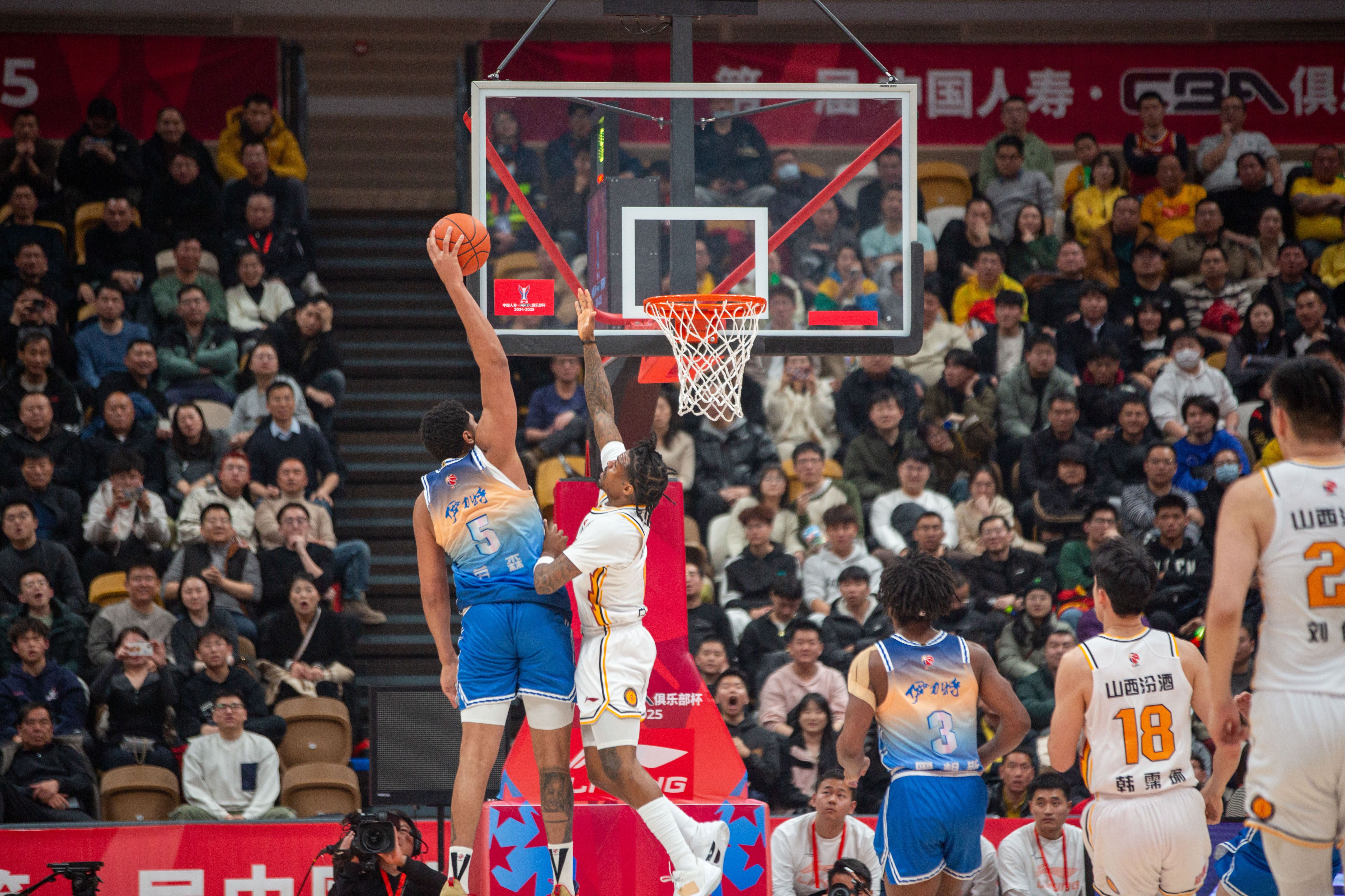 重燃战火：新疆队备战下一轮比赛