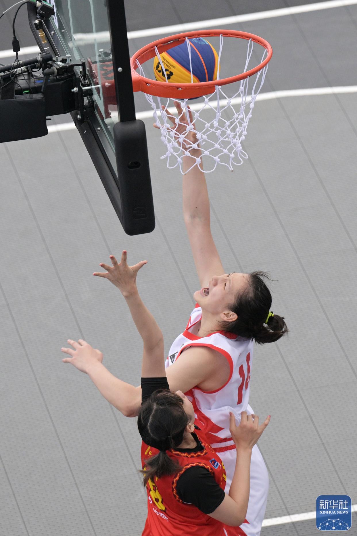 亚洲女子篮球赛：中国女篮横扫泰国，晋级