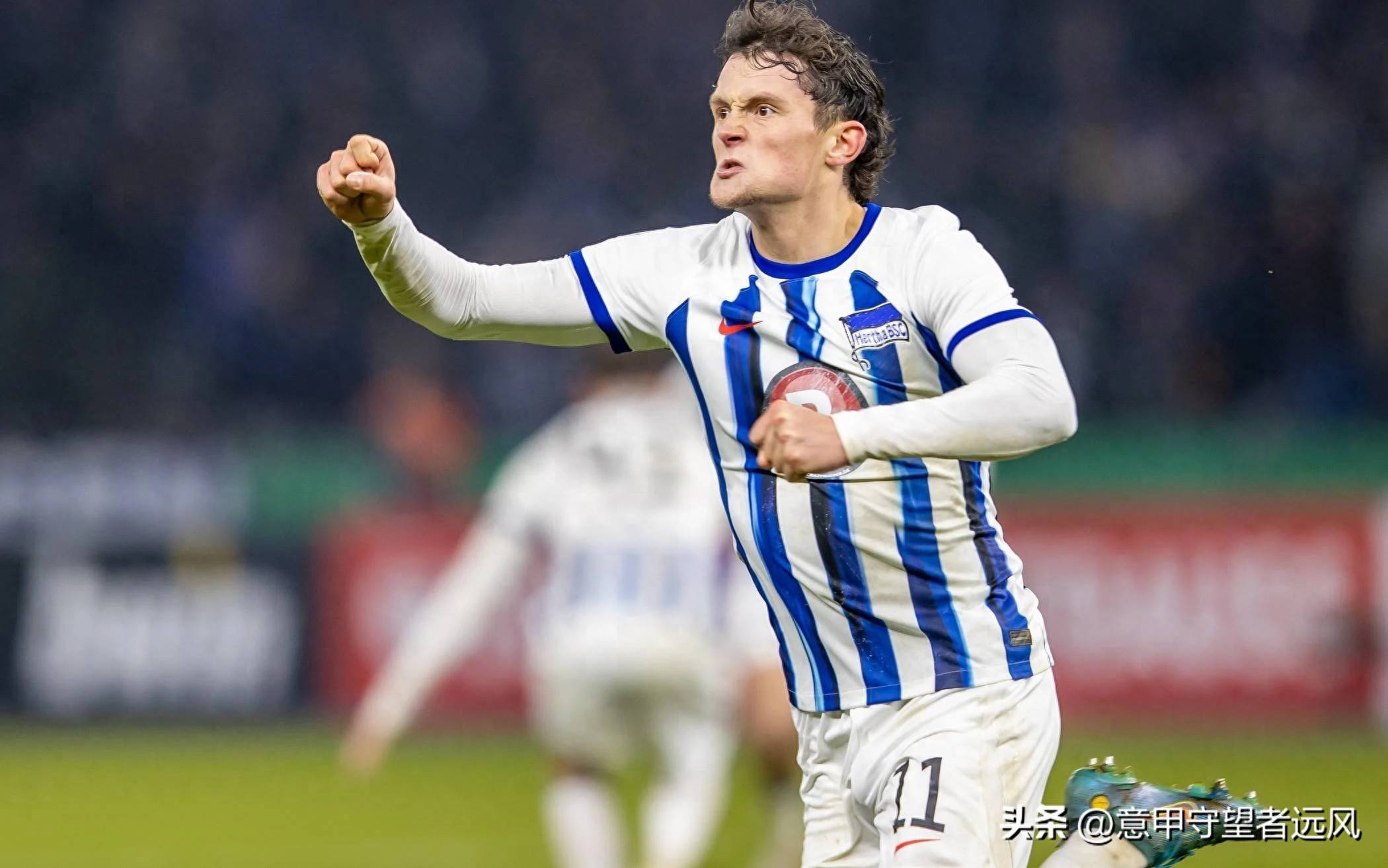 多特蒙德主场取胜,法兰克福战平柏林赫塔 多特蒙德主场取胜,法兰克福战平柏林赫塔