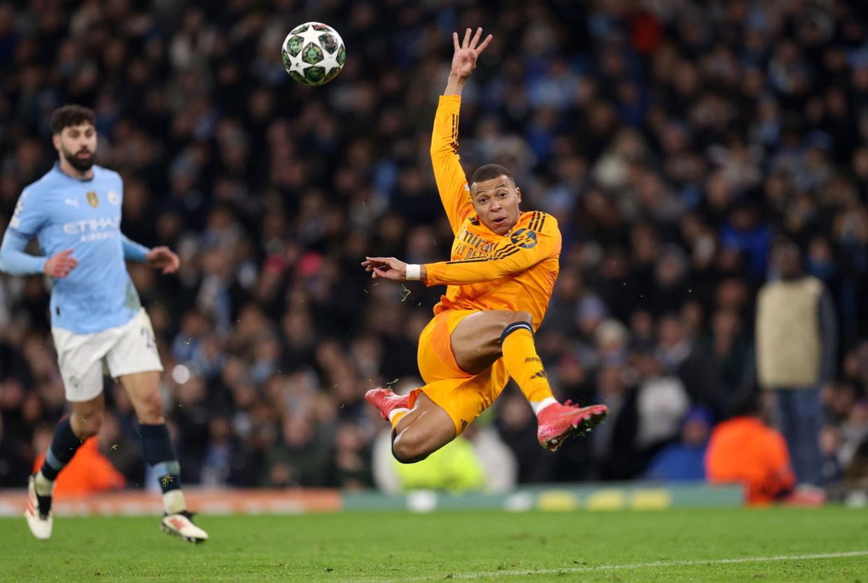 曼城大胜马赛,豪取三分继续领跑 曼城大胜马赛,豪取三分继续领跑