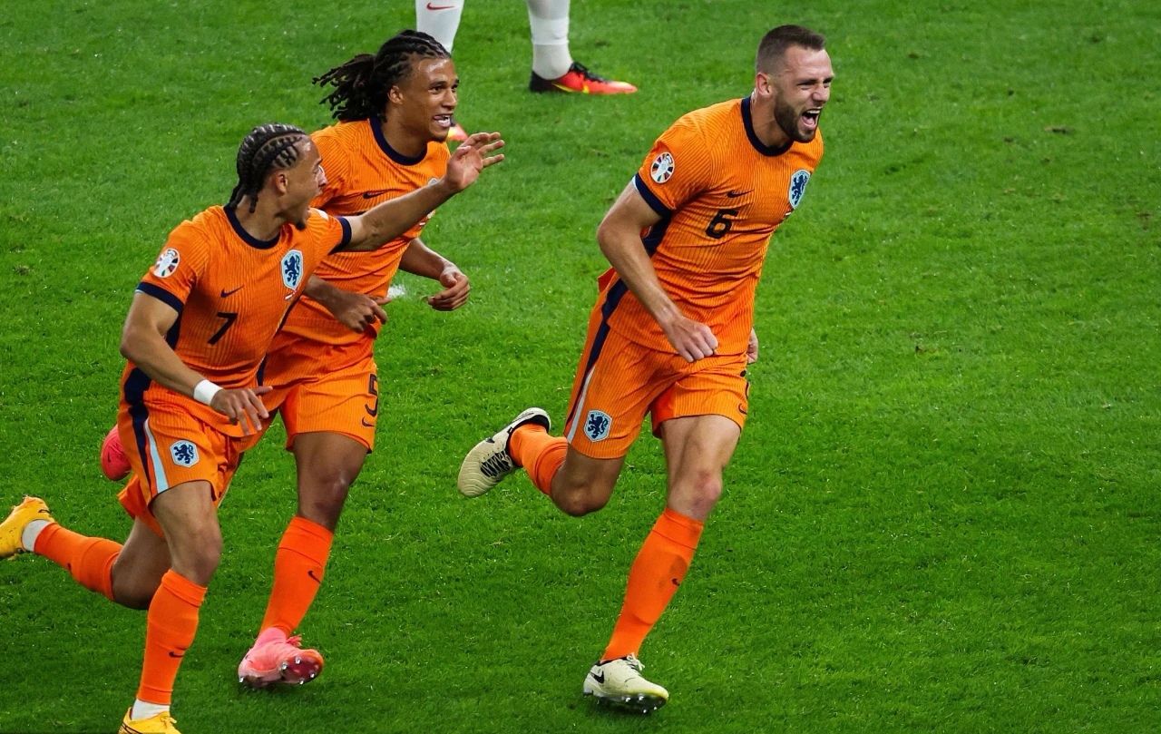 利记-荷兰国家队横扫荷兰，晋级欧洲杯四强
