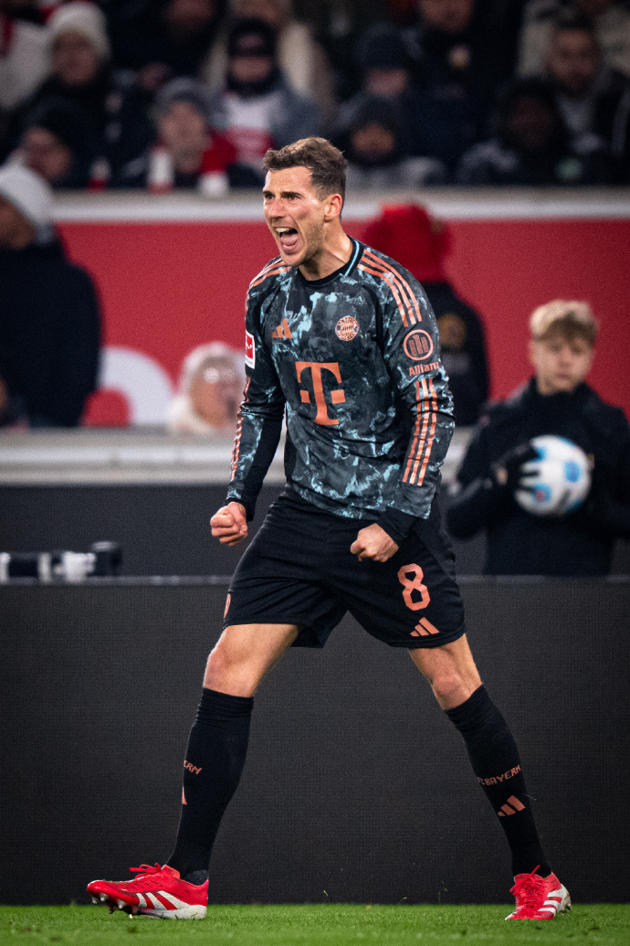 斯图加特势不可挡,冲击冠军 斯图加特势不可挡,冲击冠军