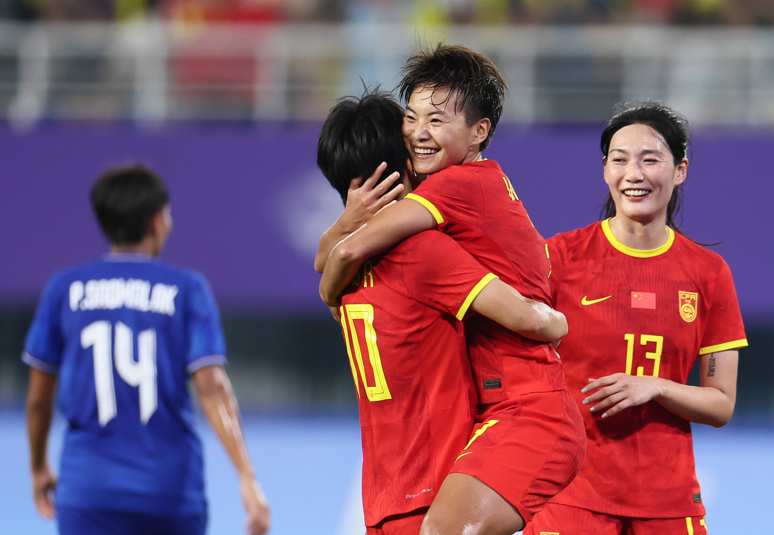 中国女足备战亚洲杯,士气鼎盛 中国女足备战亚洲杯,士气鼎盛