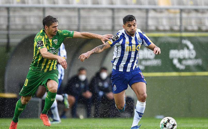 利记官方网站-波尔图队员备战克服困难，力拼胜利