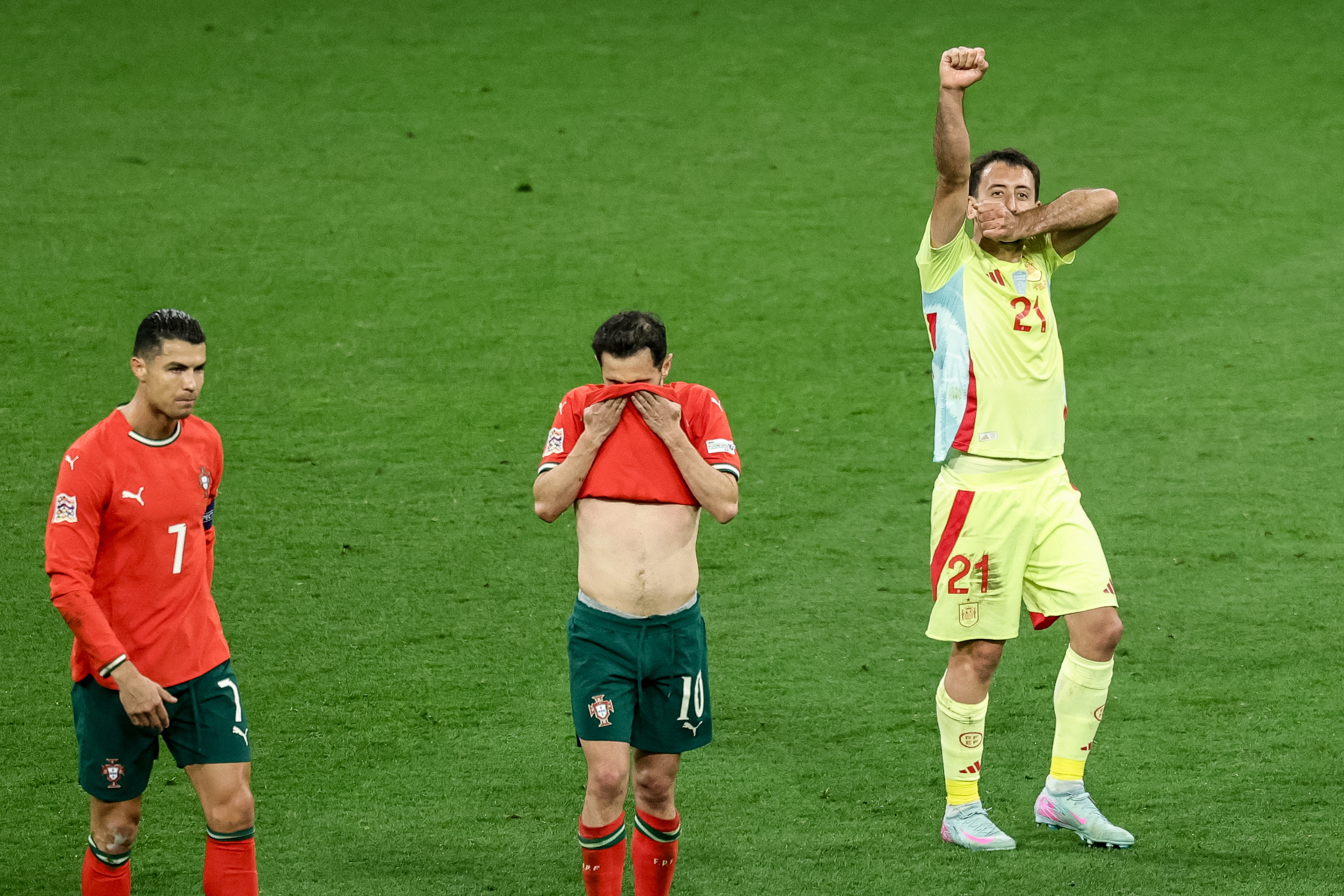 热门球队冲刺夺冠,欧国联比赛成焦点 热门球队冲刺夺冠,欧国联比赛成焦点