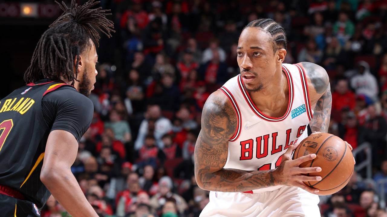 利记官方网站-爵士战胜马刺，米切尔砍下28分