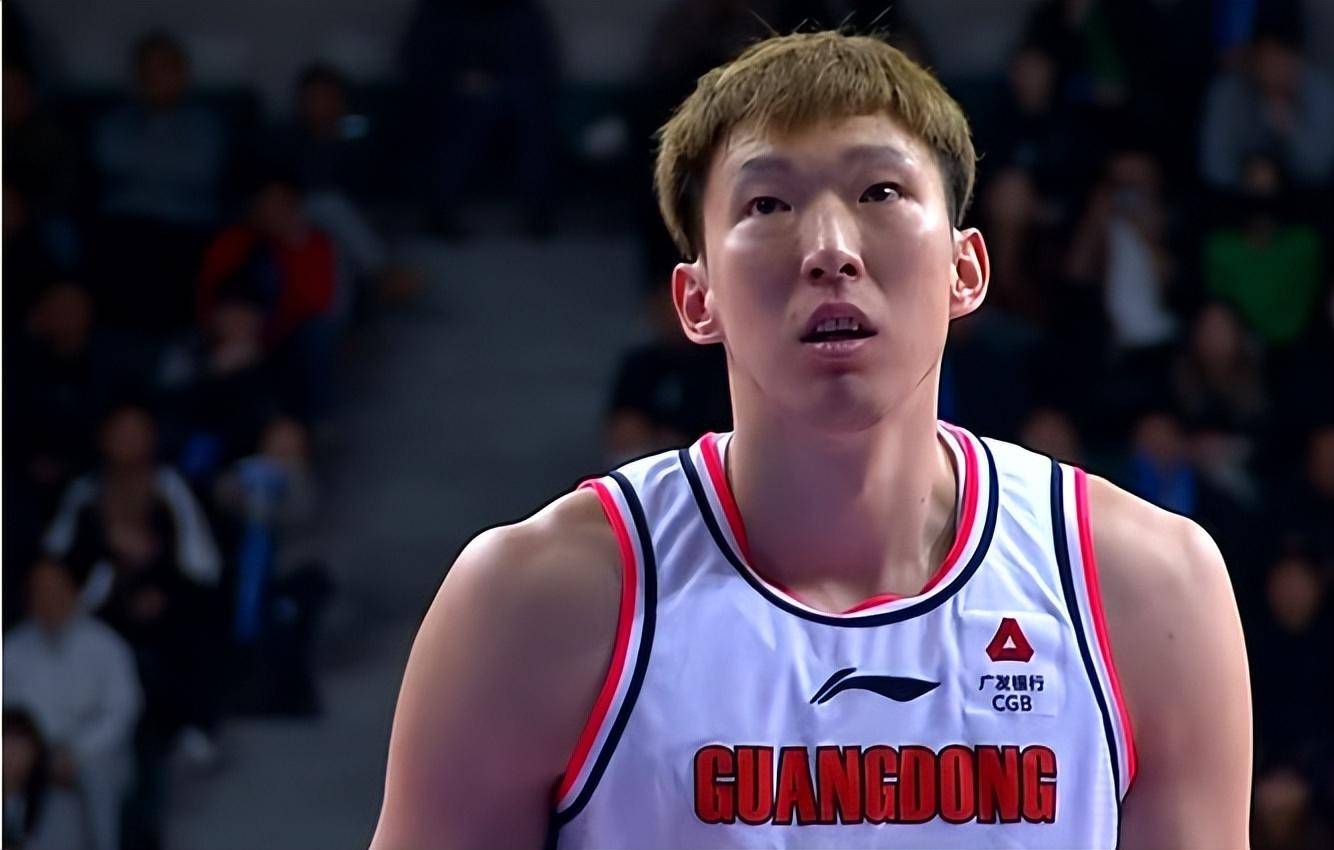 利记-广东队在与河南队比赛中顺利取胜，实力碾压对手